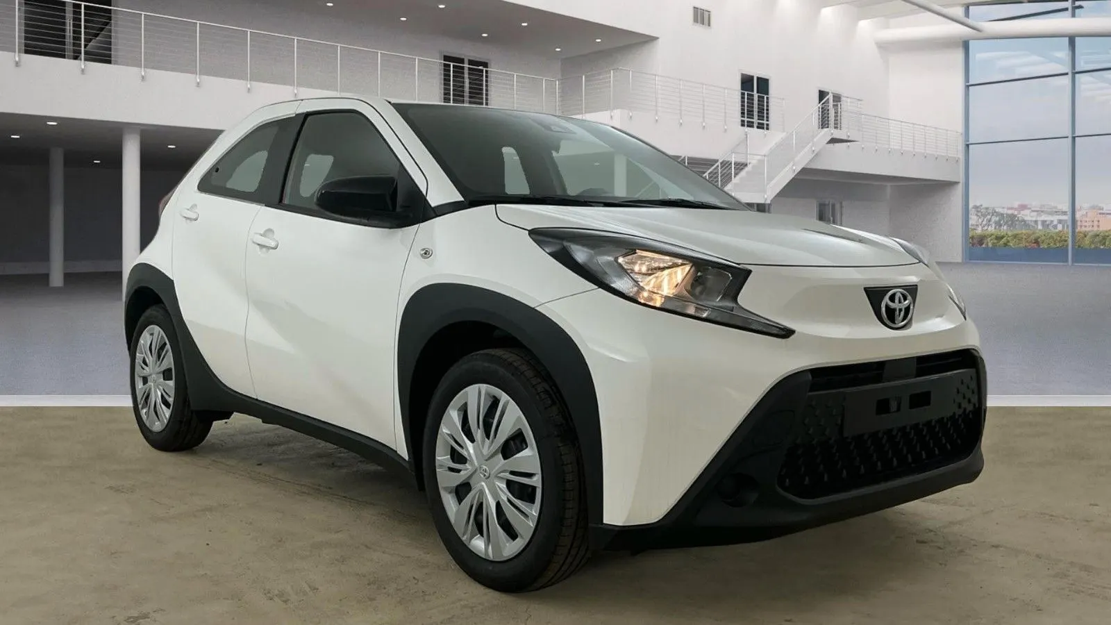 Toyota Aygo Aygo X Business Edition Autom -Navi-DAB-RFK-AHK – Foto 1 von 13