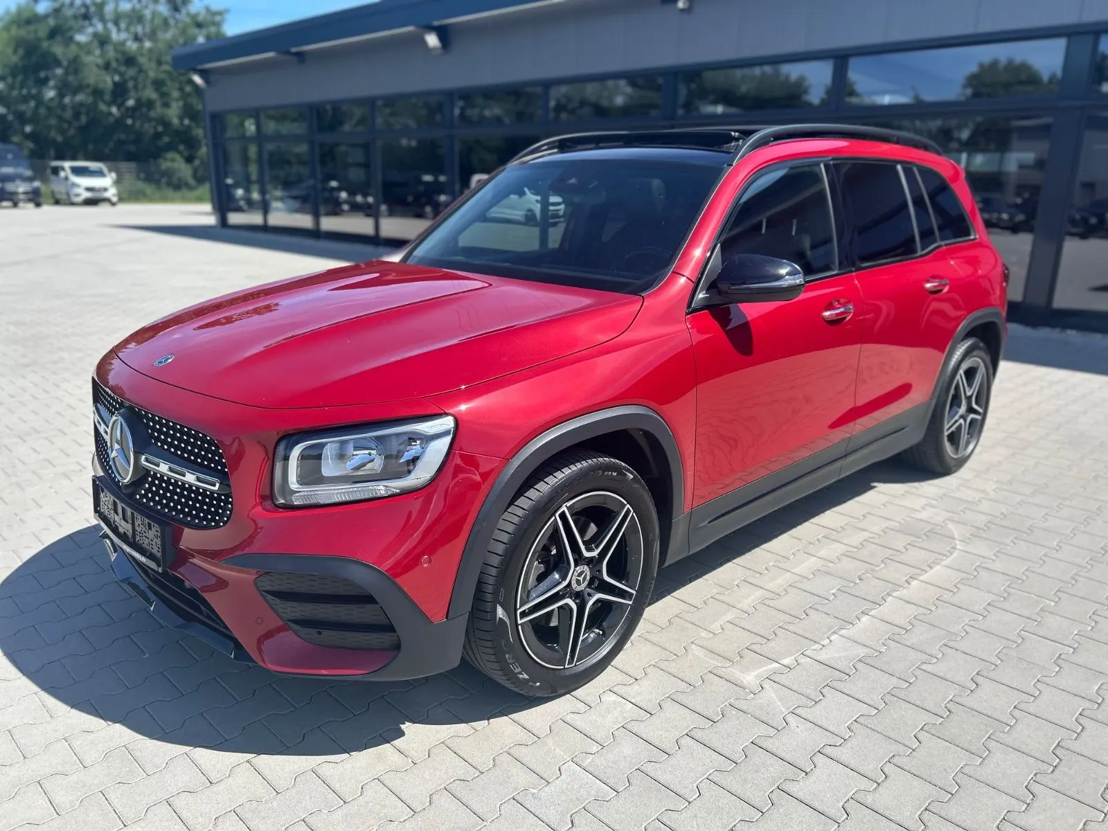 Mercedes-Benz GLB 200